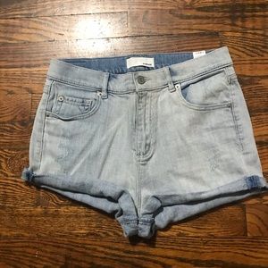 High waisted short